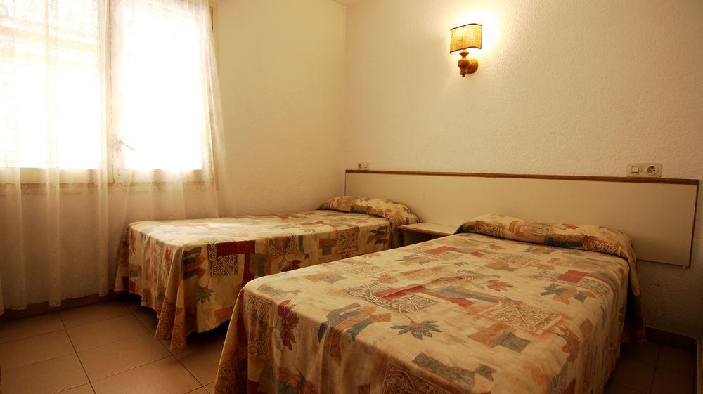Apartamentos Zodiac โยเรตเดมาร์ ภายนอก รูปภาพ