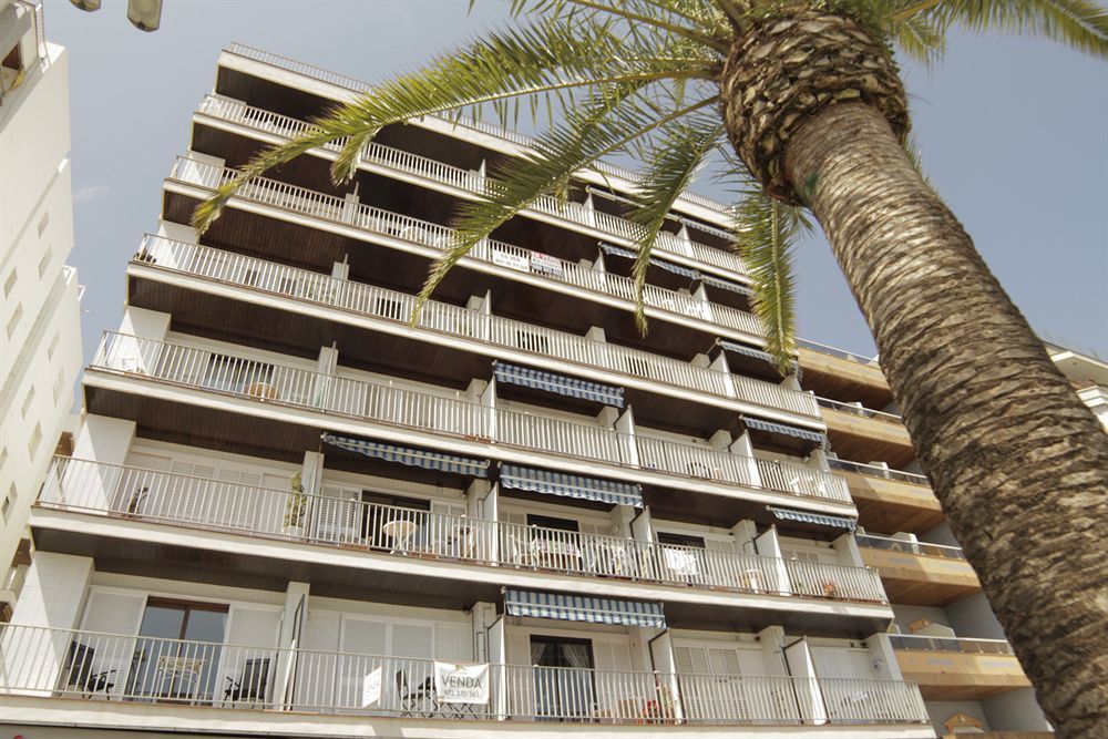 Apartamentos Zodiac โยเรตเดมาร์ ภายนอก รูปภาพ